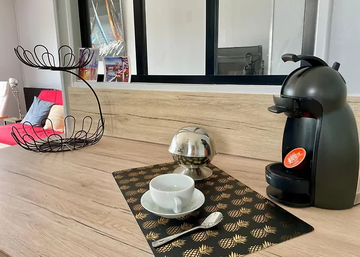 Duplex Confortable, Piscine, Proche Plage/jumping