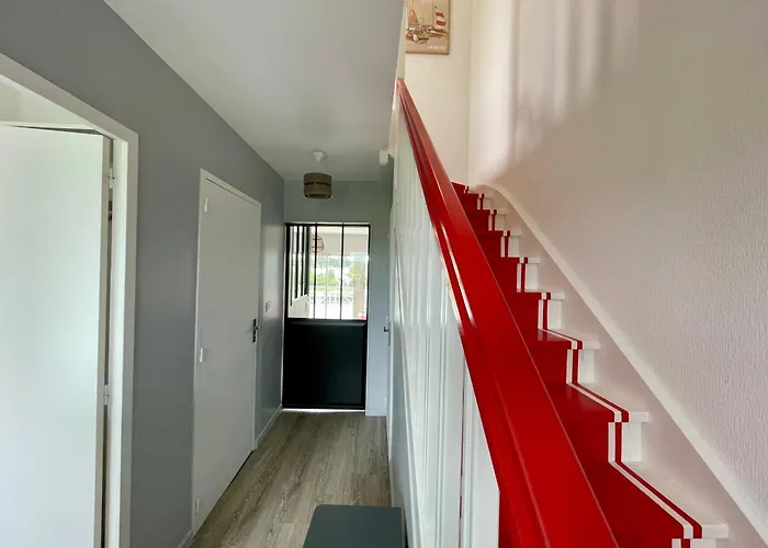 Duplex Confortable, Piscine, Proche Plage/jumping Daire